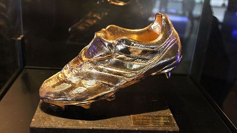 Chiếc giày vàng châu Âu được nhiều cầu thủ theo đuổi