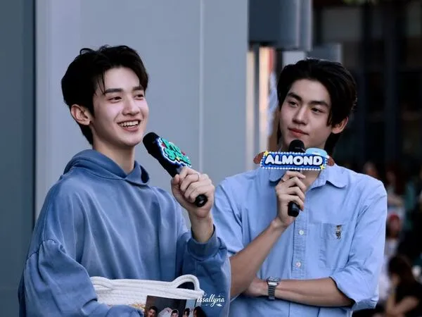 AlmondProgress giao lưu với fan