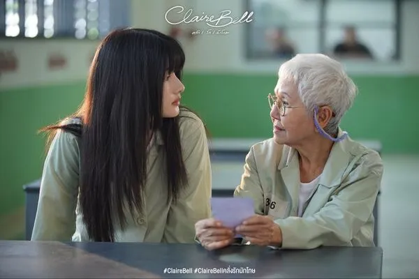 Taew Usha Seamkhum đảm nhận vai bà Pon