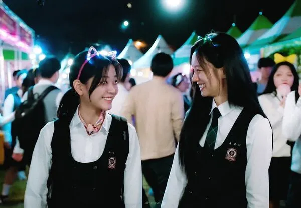 Diễn viên chính Friendly Rivalry chemistry