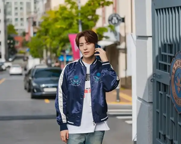 Youngjae GOT7 vai Nam Byeong-jin