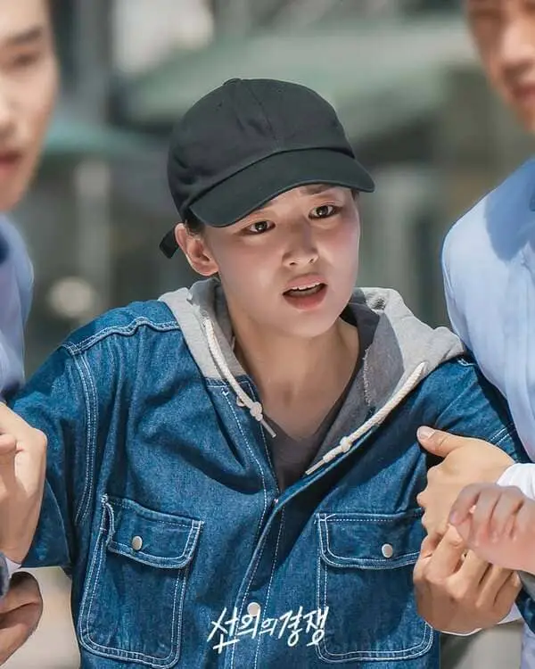 Chu Ye-jin vai Yoo Je-na trong Friendly Rivalry