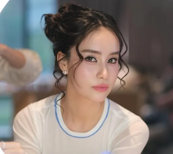 Jayna Angelina Stevens ảnh cận