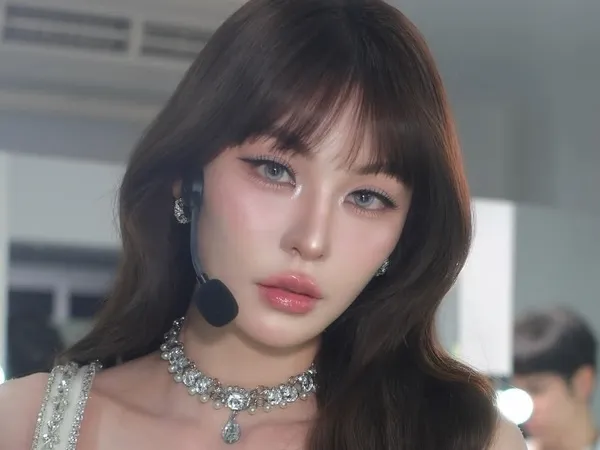 Kapook Ploynira Hiruntaveesin makeup tone đáng yêu