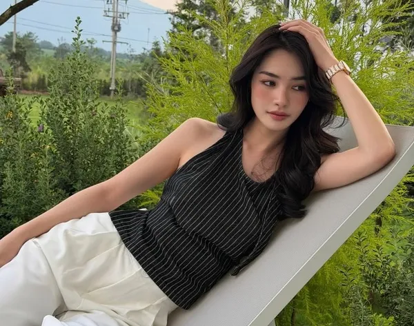 Sự nghiệp Mint Ranchrawee Uakoolwarawat