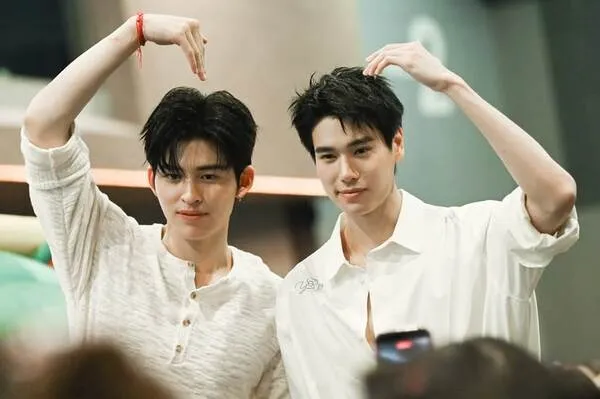 Khởi duyên của cặp đôi PondPhuwin