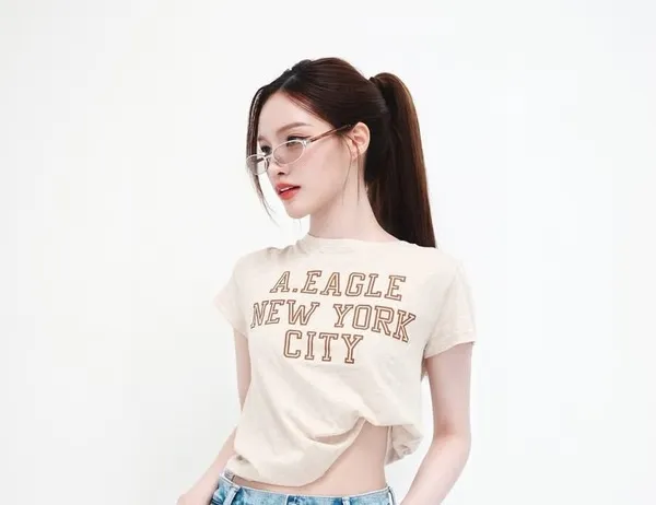 Tangkwa Phinyanech Aungsuwan chụp bán cận